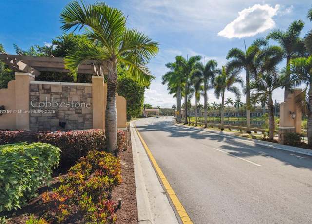 Property at 945 SW 147th Ave #2012, Pembroke Pines, FL 33027, 2 beds, 2.5 baths