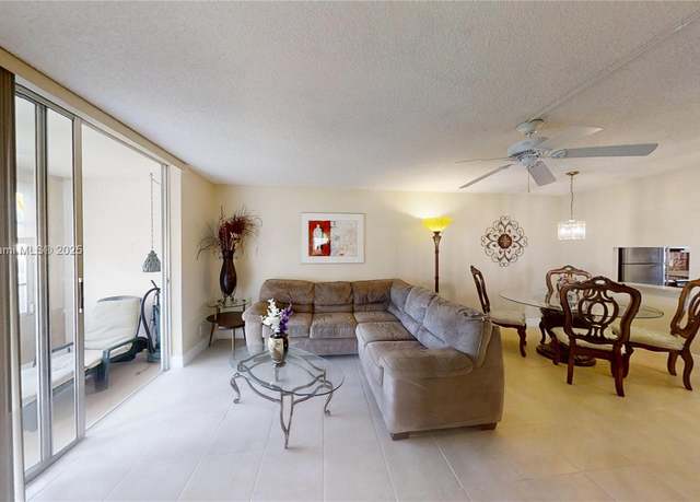 Property at 2800 W Sunrise Lakes Dr #101, Sunrise, FL 33322, 2 beds, 2 baths