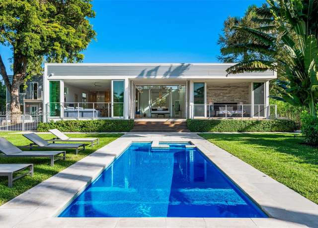 Property at 1000 NE Little River Dr, Miami, FL 33138, 6 beds, 6.5 baths