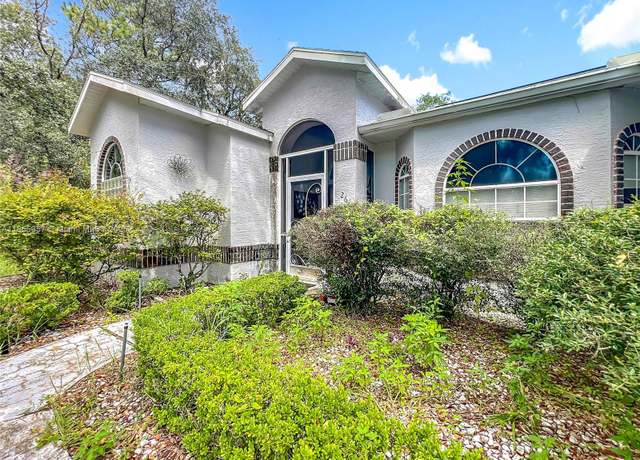 Property at 26 Boston Ivy Ct, Homosassa Springs, FL 34446, 3 beds, 2 baths
