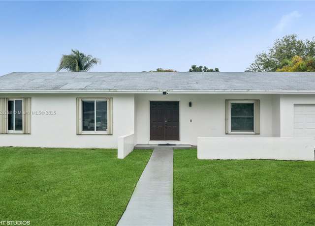 Property at 11030 SW 165th Ter, Miami, FL 33157, 3 beds, 2 baths