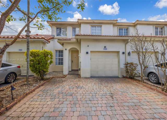 Property at 1904 NW 78th Way, Pembroke Pines, FL 33024, 4 beds, 3 baths