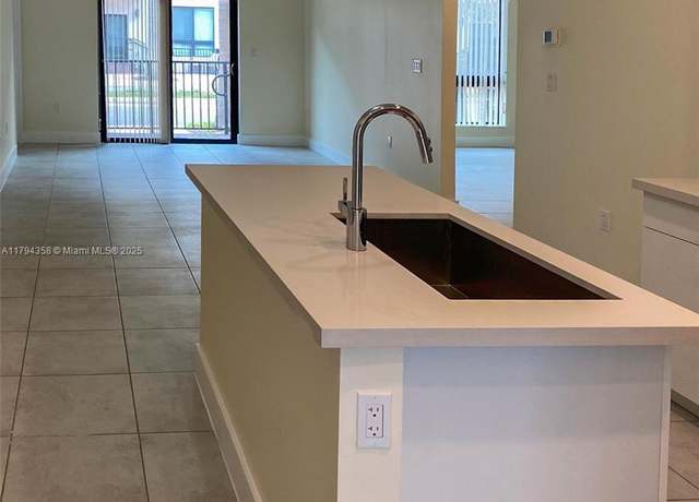 Property at 8301 NW 41st St Unit B107, Doral, FL 33166, 3 beds, 2 baths