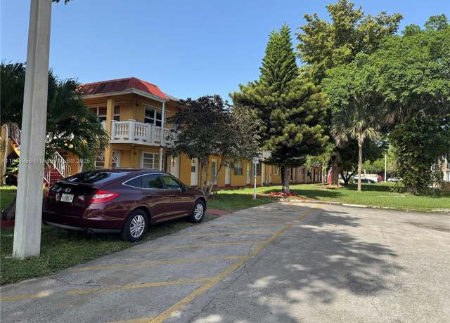 Property at 115 NE 202nd Ter Unit M25, Miami Gardens, FL 33179, 2 beds, 2 baths