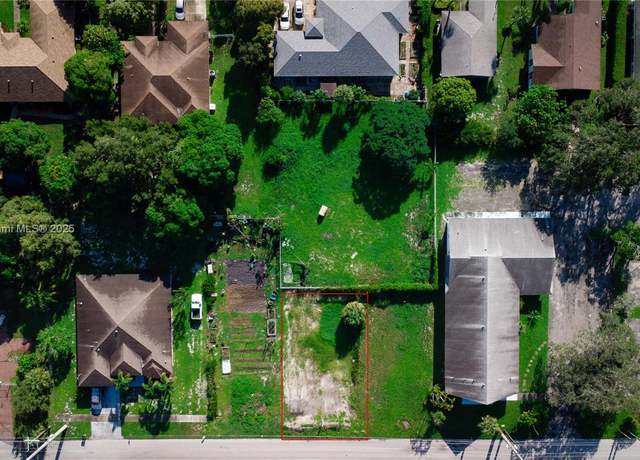Property at 440 NW 1st Ter, Deerfield Beach, FL 33441