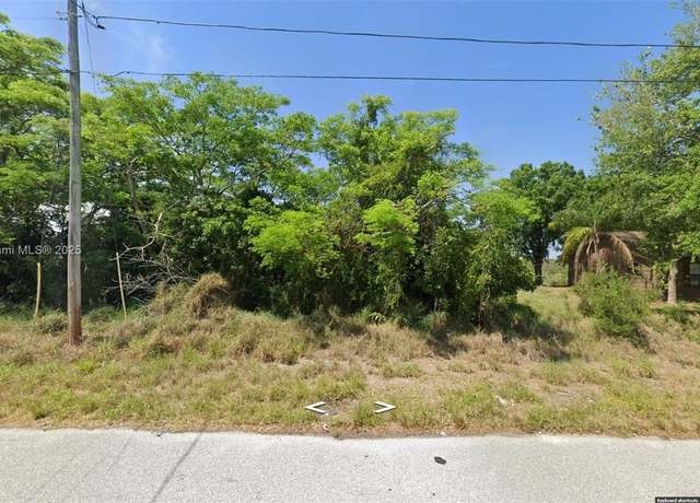 Property at 151 Jamison Ave, Lake Placid, FL 33852