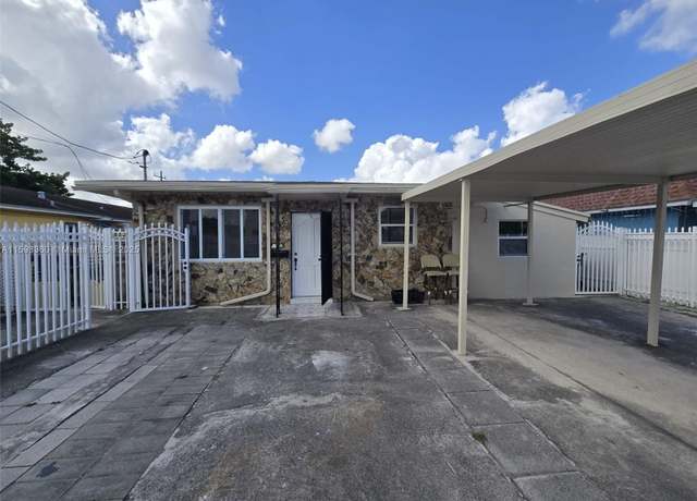 Property at 880 NW 26th Ave, Miami, FL 33125, 7 beds, 4 baths