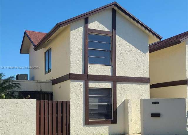 Property at 9935 NW 6th Ln #9935, Miami, FL 33172, 3 beds, 2 baths