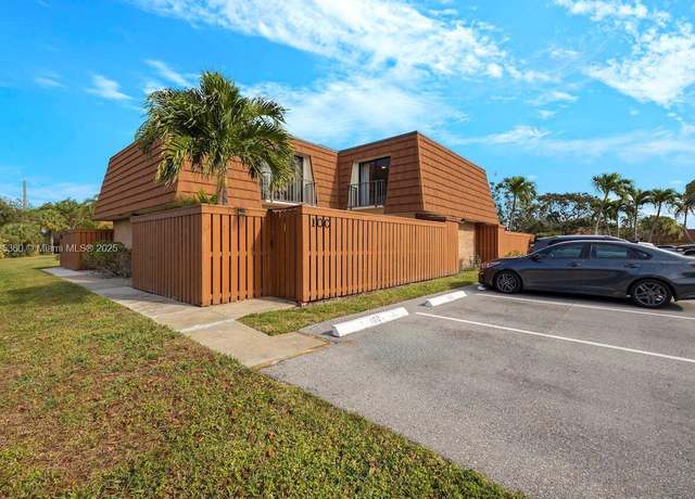 Property at 3900 County Line Rd Unit 10C, Tequesta, FL 33469, 2 beds, 2.5 baths