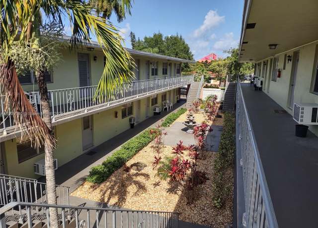 Property at 17 NE 2nd Ave #108, Dania Beach, FL 33004, 2 beds, 1 bath