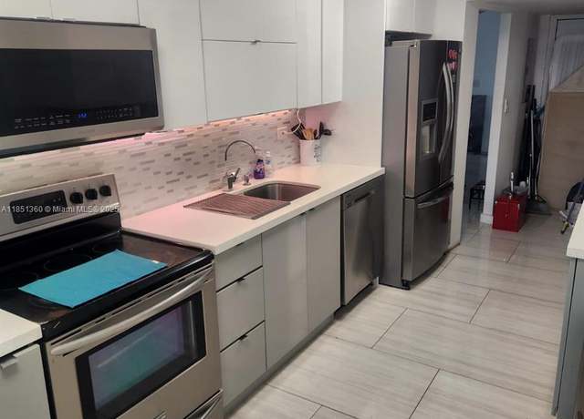 Property at 1670 NE 191st St Unit 302-3, Miami, FL 33179, 2 beds, 2 baths