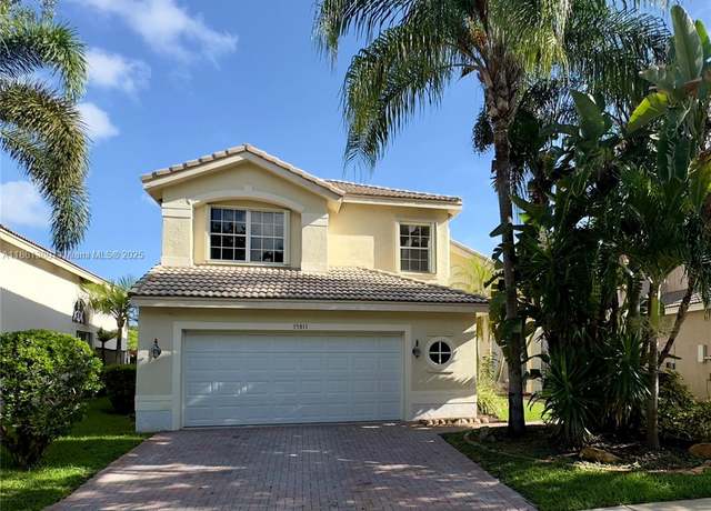 Property at 15811 SW 24th St, Miramar, FL 33027, 4 beds, 3 baths
