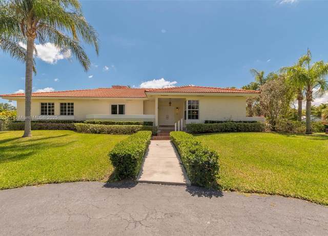 Property at 8330 SW 176th St, Palmetto Bay, FL 33157, 4 beds, 3 baths
