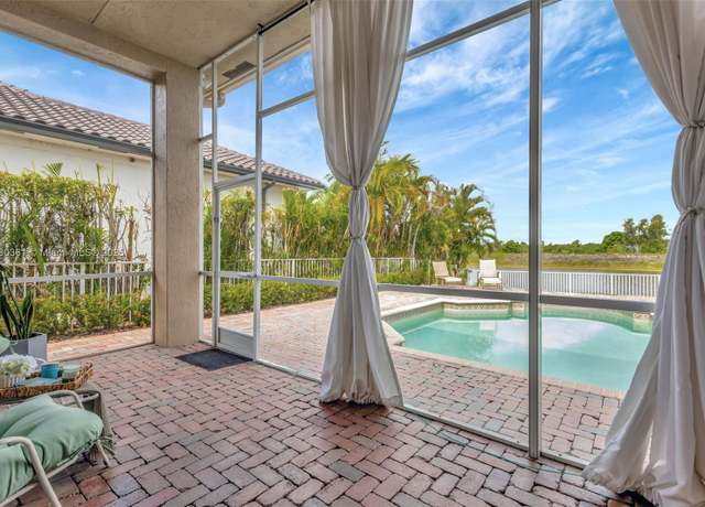 Property at 3060 SW 195th Ter, Miramar, FL 33029, 5 beds, 3 baths