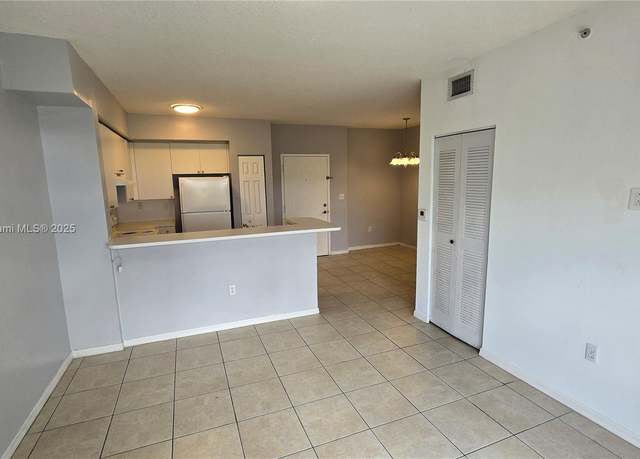 Property at 11060 SW 196th St #214, Cutler Bay, FL 33157, 2 beds, 2 baths