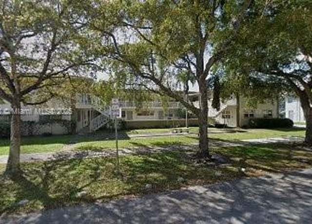 Property at 3500 Harrison St #10, Hollywood, FL 33021, 1 bed, 1 bath