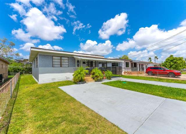 Property at 3500 SW 87th Pl, Miami, FL 33165, 4 beds, 3 baths