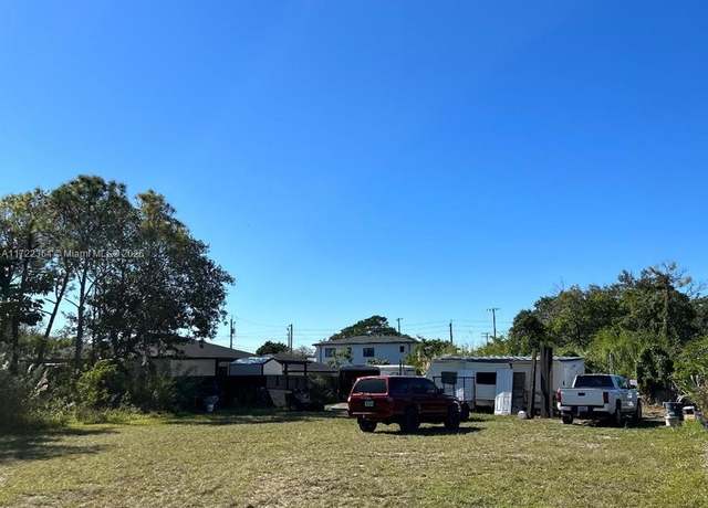 Property at 112th Ct Sw, Unincorporated Dade, FL 33170