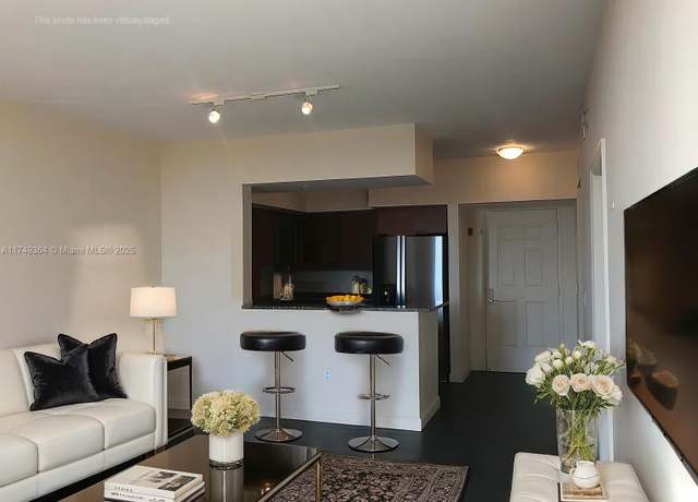 Property at 888 S Douglas Rd #1512, Coral Gables, FL 33134, 1 bed, 1 bath