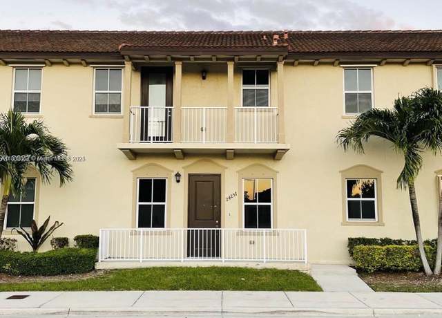 Property at 24257 SW 117th Ave, Homestead, FL 33032, 4 beds, 2.5 baths