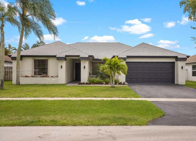 Property at 10174 S 182nd Ln S, Boca Raton, FL 33498, 3 beds, 2 baths