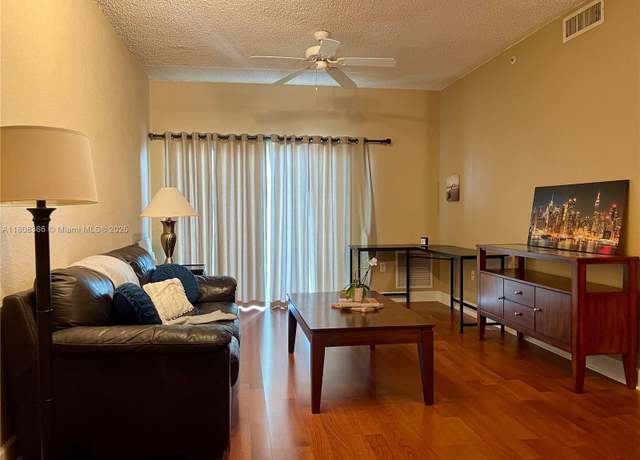 Property at 6001 SW 70th St #535, South Miami, FL 33143, 1 bed, 1 bath