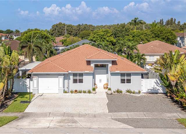 Property at 2966 SW 145th Ave, Miami, FL 33175, 3 beds, 3 baths