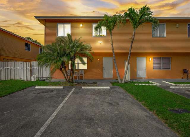 Property at 175 NE 12th Ave #175, Homestead, FL 33030, 3 beds, 1.5 baths