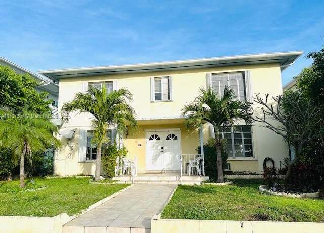 Property at 7345 Dickens Ave, Miami Beach, FL 33141, 16 beds, 10 baths