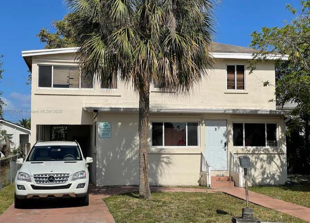 Property at 3 SW 7th Ave, Dania Beach, FL 33004, 6 beds, 2 baths