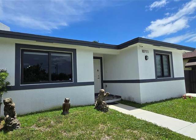 Property at 10711 SW 219th St, Miami, FL 33170, 3 beds, 2 baths