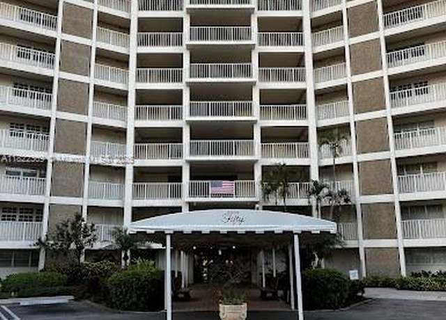 Property at 3090 N Course Dr #807, Pompano Beach, FL 33069, 3 beds, 2.5 baths