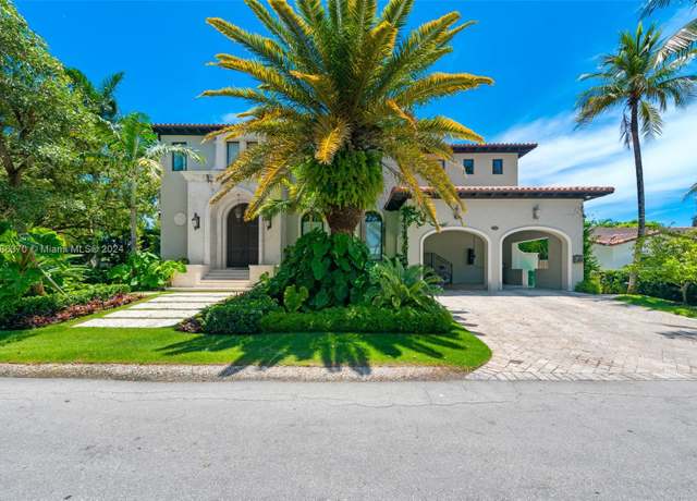 Property at 250 Buttonwood Dr, Key Biscayne, FL 33149, 5 beds, 5.5 baths