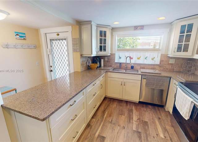 Property at 9681 Sunrise Lakes Blvd #209, Sunrise, FL 33322, 2 beds, 2 baths