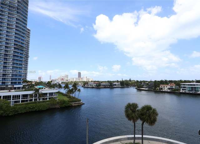Property at 20515 E Country Club Dr #543, Aventura, FL 33180, 2 beds, 2 baths