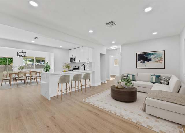 Property at 7021 SW 12th St, Pembroke Pines, FL 33023, 3 beds, 2 baths