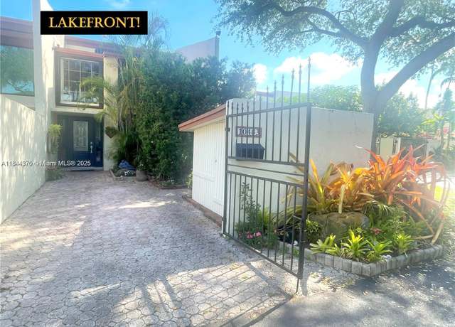 Property at 10483 SW 78th St, Miami, FL 33173, 2 beds, 2 baths