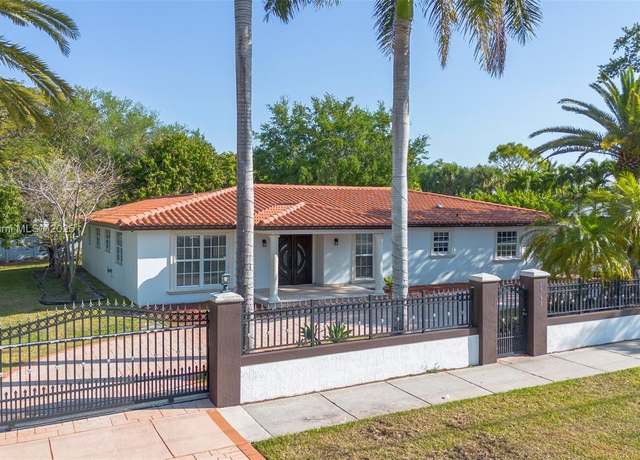 Property at 6961 SW 152nd St, Palmetto Bay, FL 33157, 5 beds, 4.5 baths