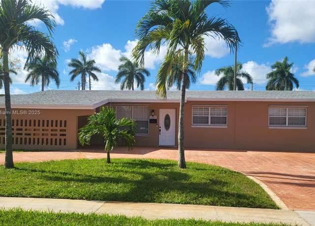 Property at 6901 SW 1st Ct, Pembroke Pines, FL 33023, 4 beds, 2.5 baths