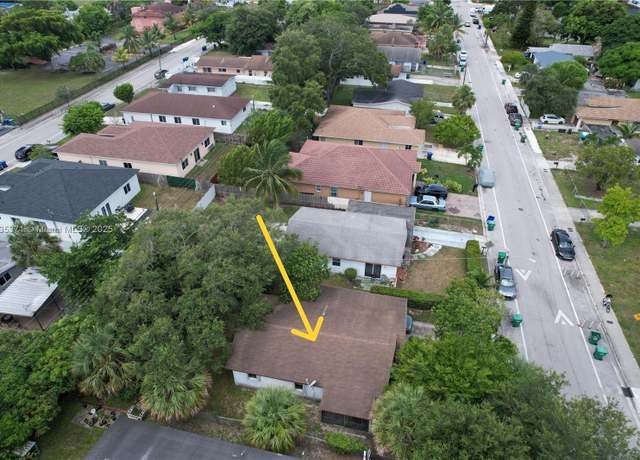 Property at 2824 NW 8th St, Fort Lauderdale, FL 33311, 3 beds, 1 bath
