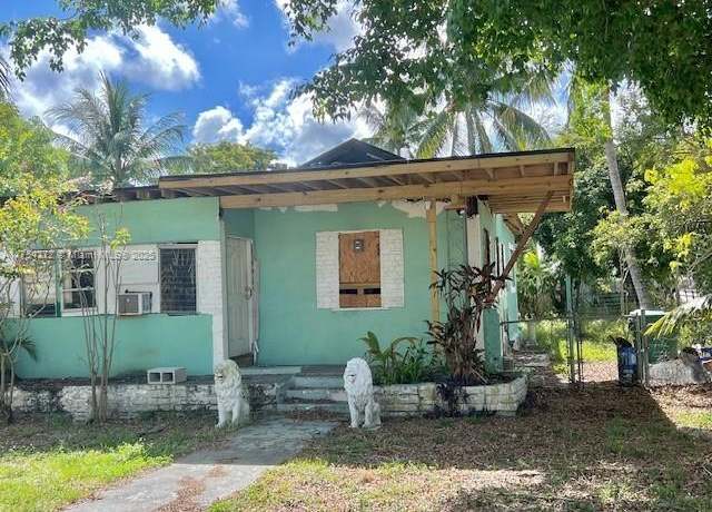 Property at 1096 NW 106th St, Miami, FL 33150, 3 beds, 1 bath