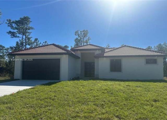 Property at 2002 E 13th St, Lehigh Acres, FL 33972, 4 beds, 2.5 baths