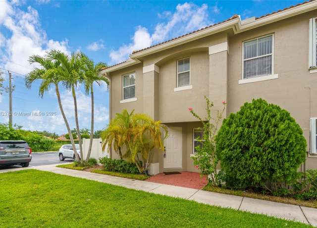 Property at 5321 SW 126th Ter, Miramar, FL 33027, 3 beds, 2.5 baths