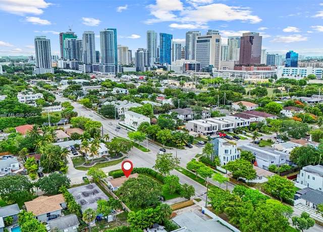 Property at 1001 SW 4th Ave, Fort Lauderdale, FL 33315, 4 beds, 3 baths