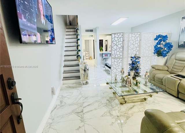 Property at 5072 W 12th Ln Unit D-14, Hialeah, FL 33012, 2 beds, 1.5 baths