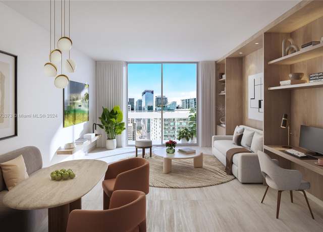 Property at 77 SE 5th St #2412, Miami, FL 33131, 1 bath