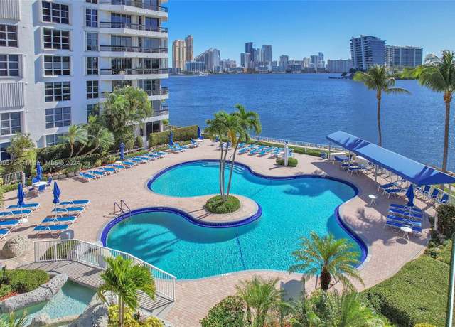 Property at 3530 Mystic Pointe Dr #2907, Aventura, FL 33180, 2 beds, 2 baths