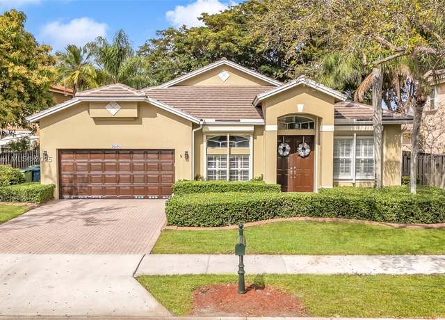Property at 16505 Diamond Head Dr, Weston, FL 33331, 4 beds, 2 baths