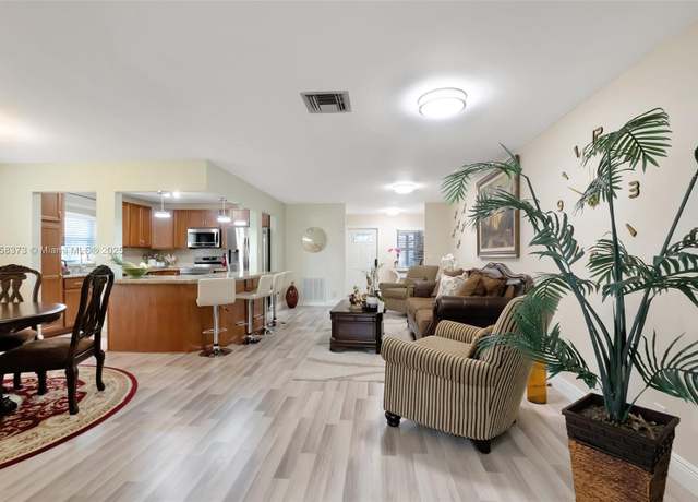 Property at 13255 Via Vesta Unit B, Delray Beach, FL 33484, 2 beds, 2 baths