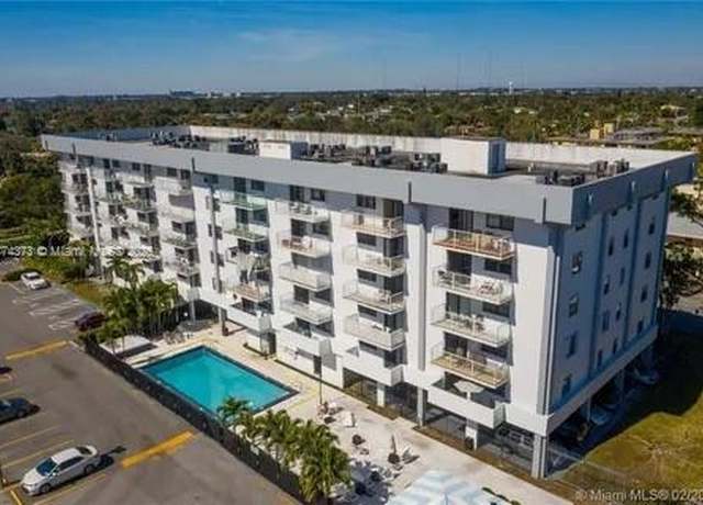 Property at 920 NE 169th St #404, North Miami Beach, FL 33162, 1 bed, 1 bath